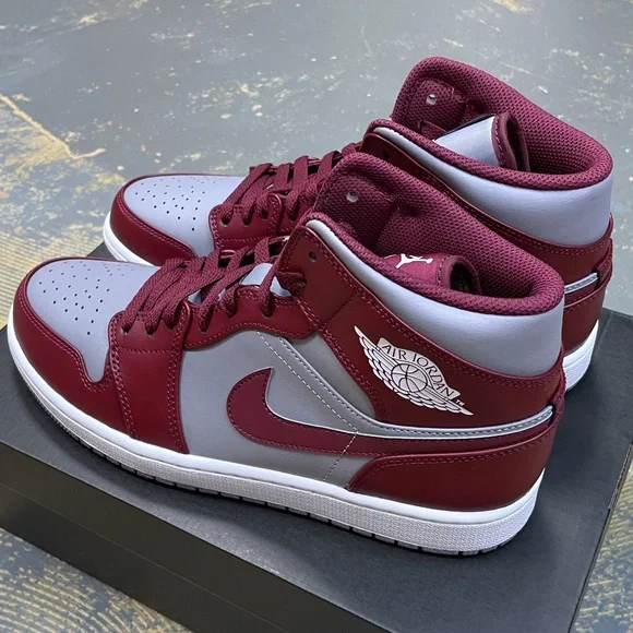 Nike Air Jordan 1 Mid Cherrywood DQ8426-615 10 Bordeaux - Picture 6 of 10
